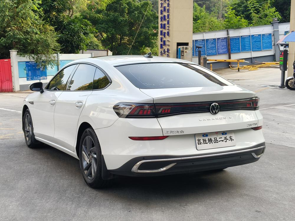 Volkswagen Lamando