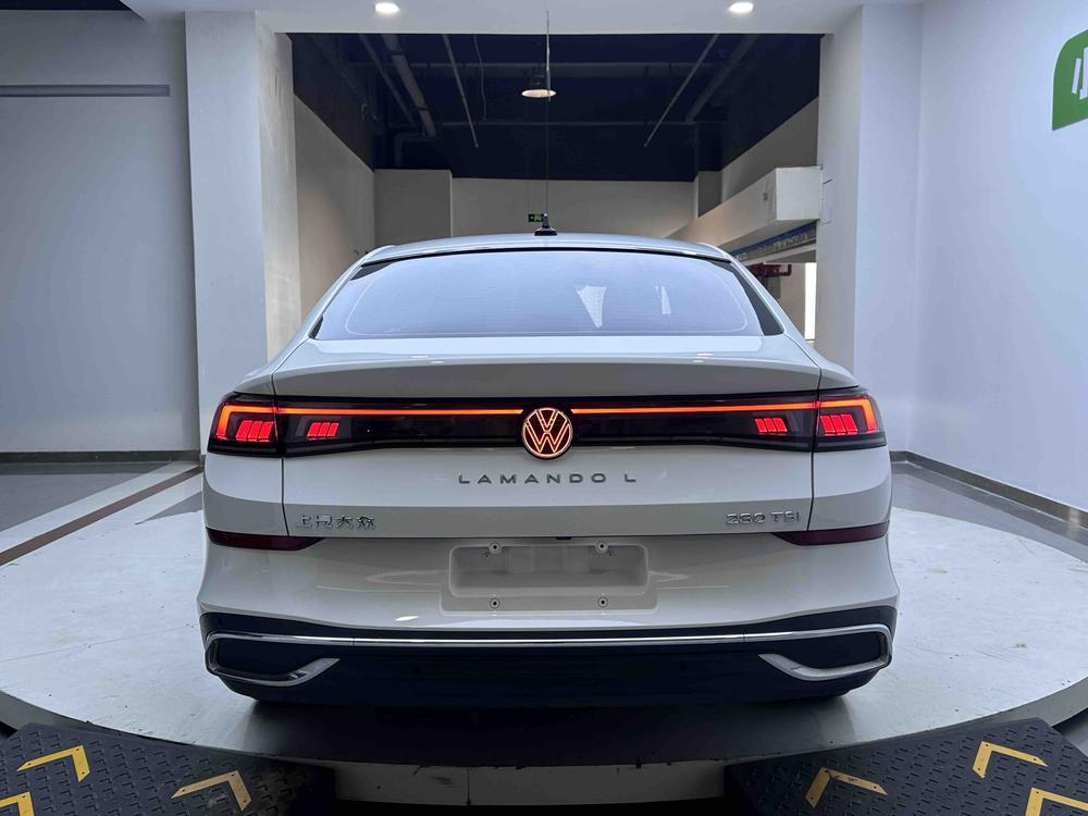 Volkswagen Lamando