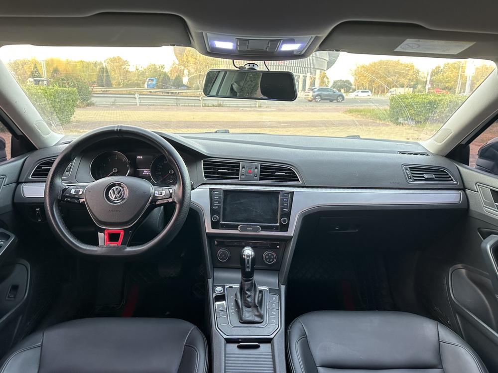 Volkswagen Lamando