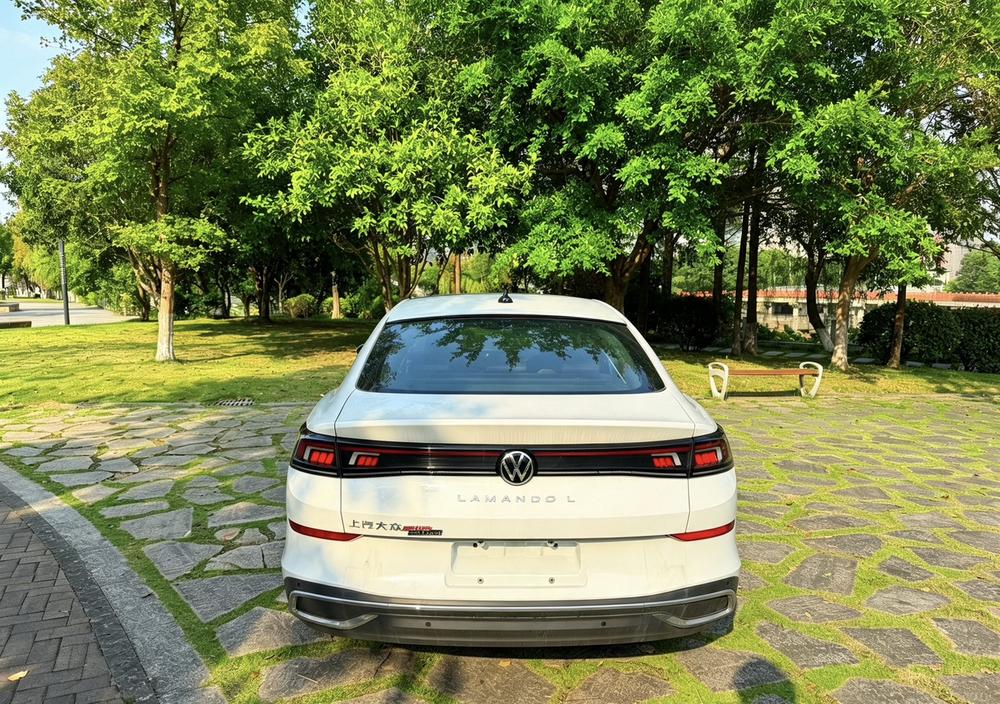 Volkswagen Lamando