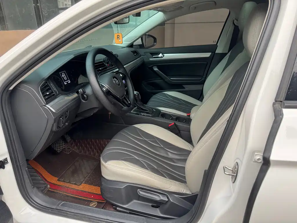 Volkswagen Lamando