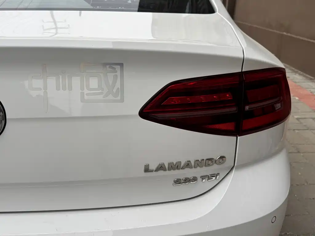 Volkswagen Lamando