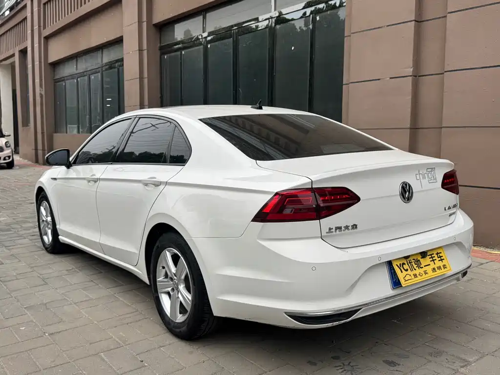 Volkswagen Lamando