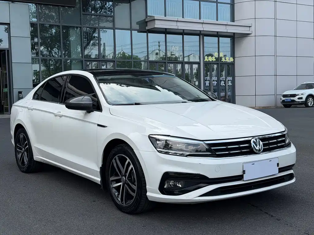 Volkswagen Lamando