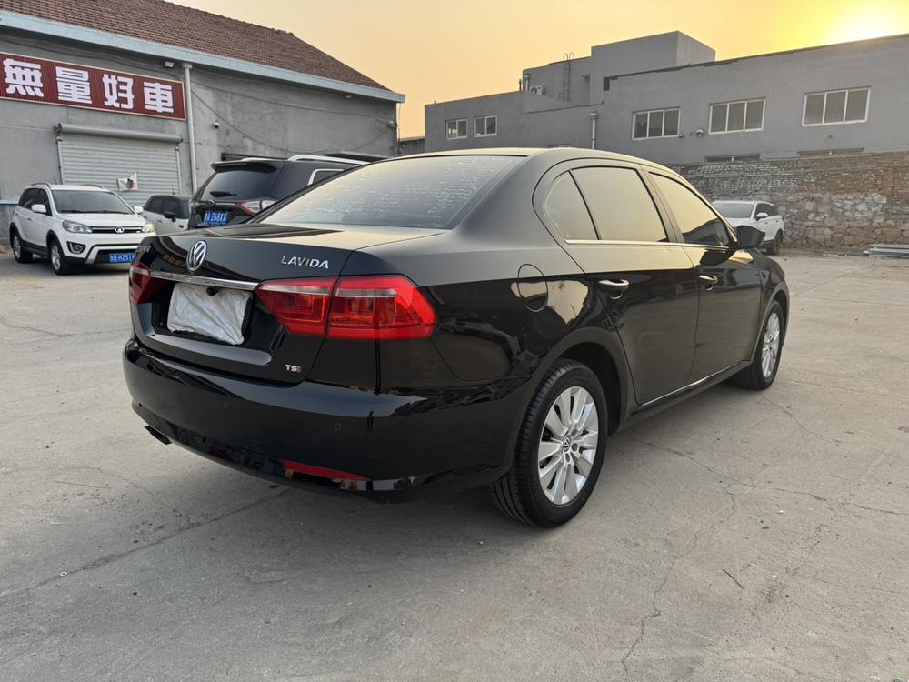 Volkswagen Lavida