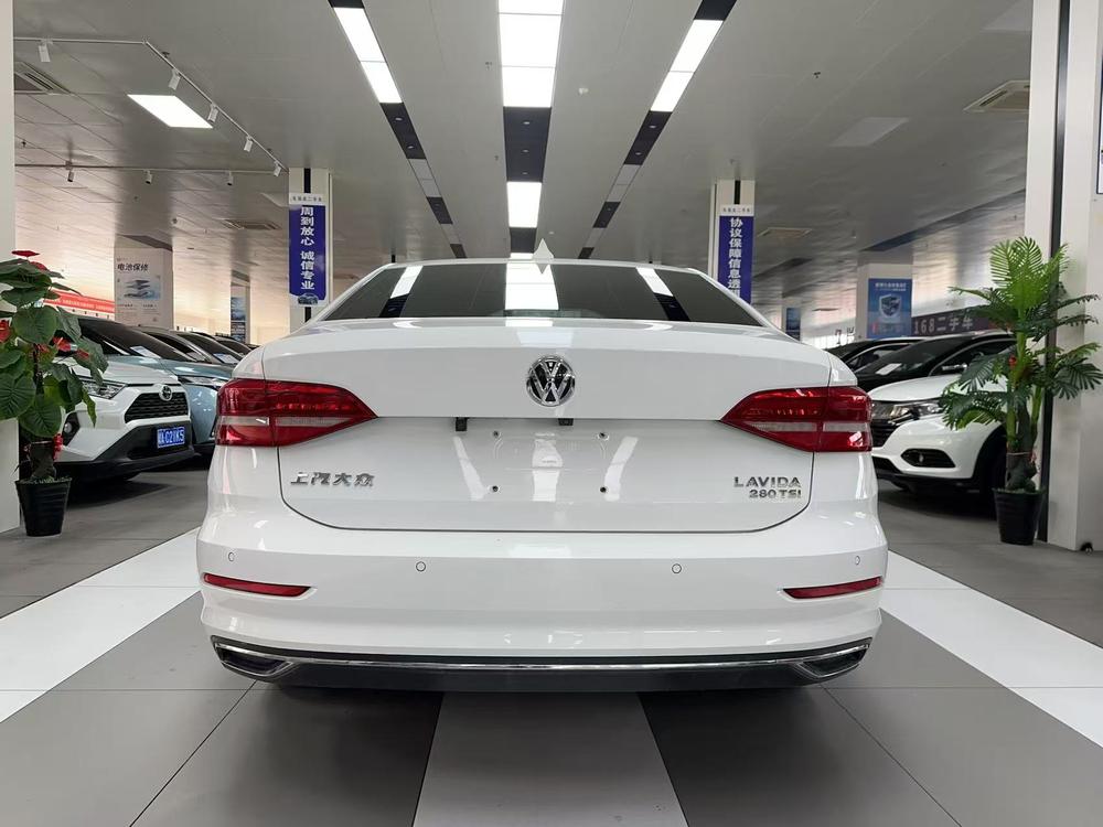 Volkswagen Lavida