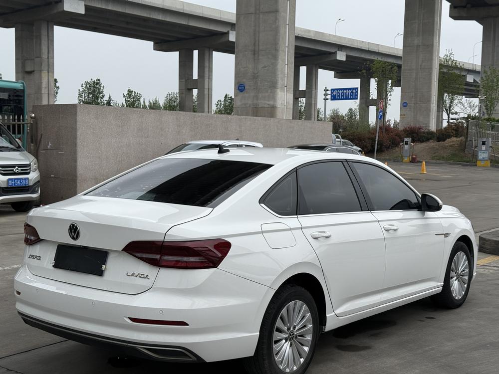 Volkswagen Lavida
