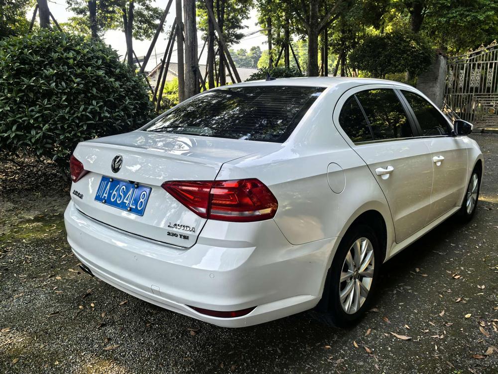 Volkswagen Lavida