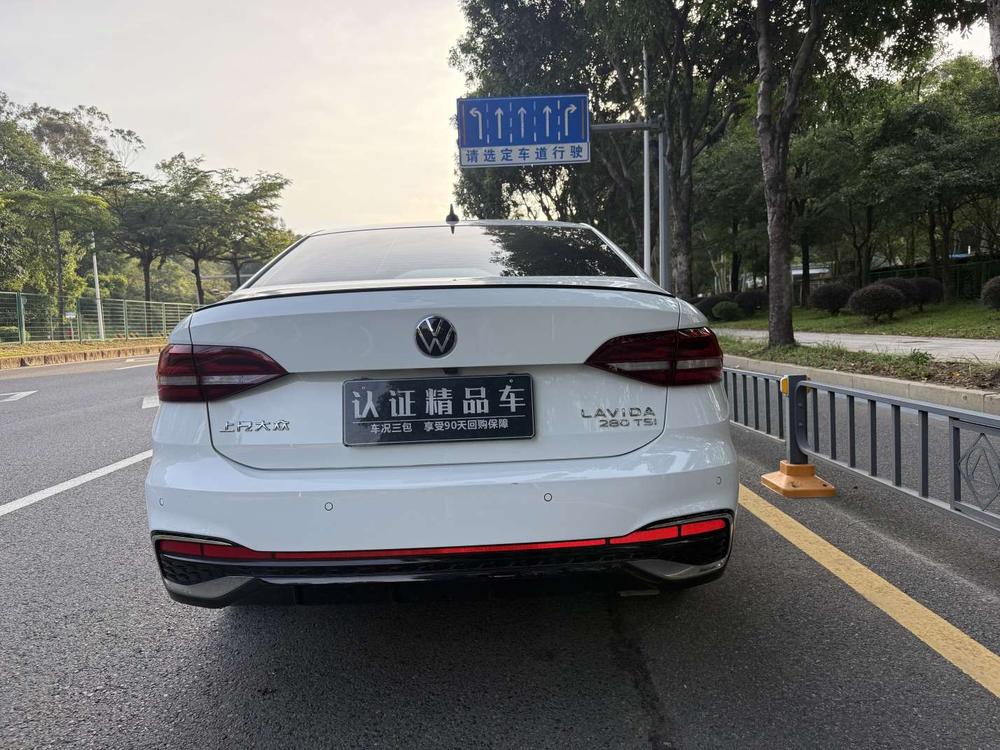 Volkswagen Lavida