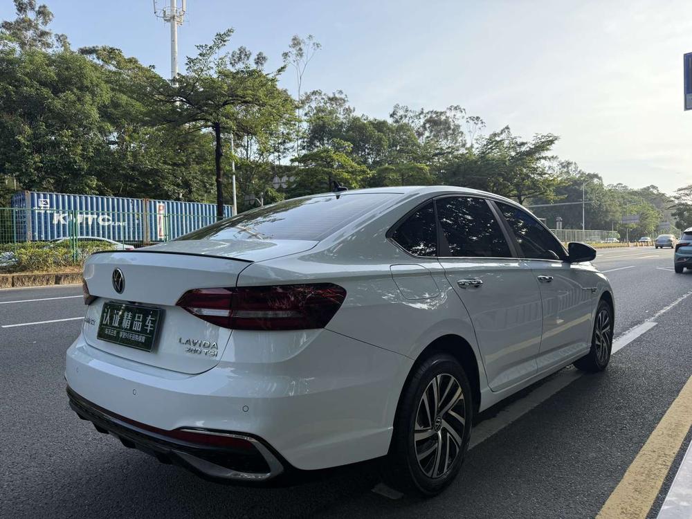 Volkswagen Lavida