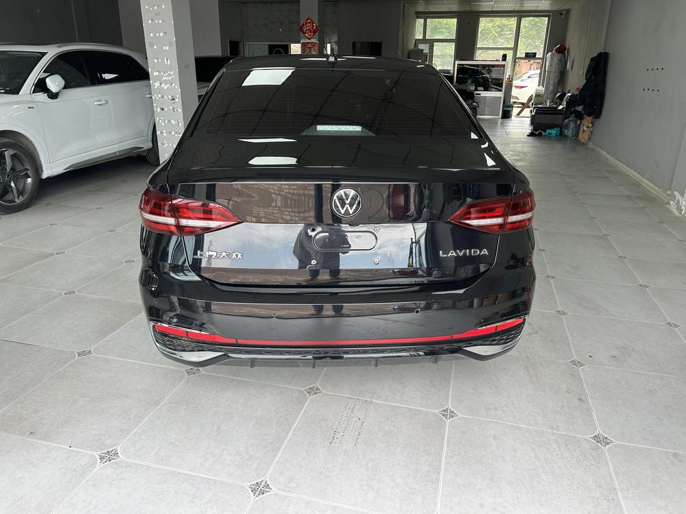 Volkswagen Lavida