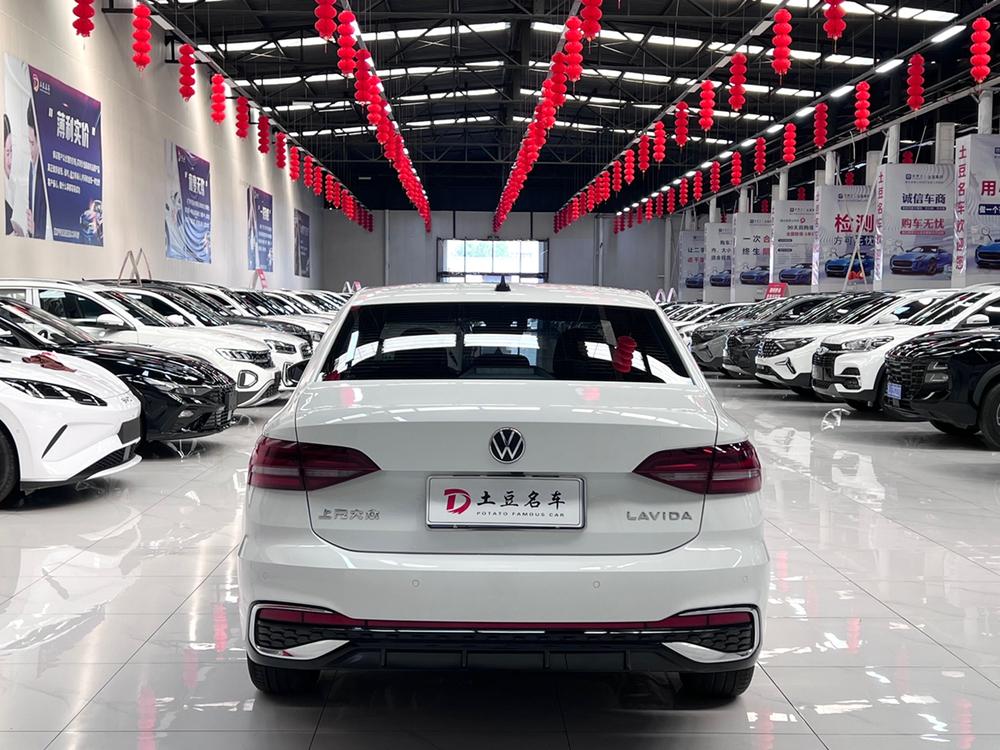 Volkswagen Lavida