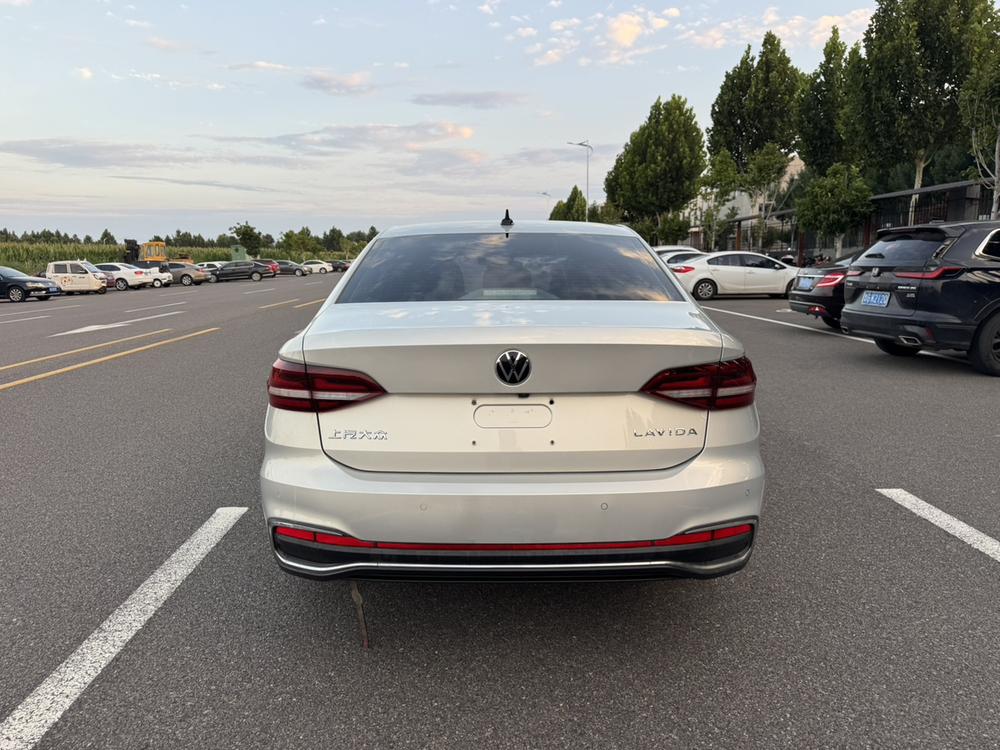 Volkswagen Lavida