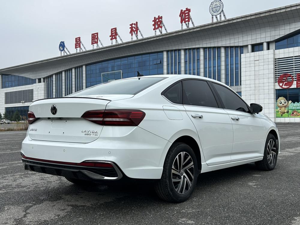 Volkswagen Lavida