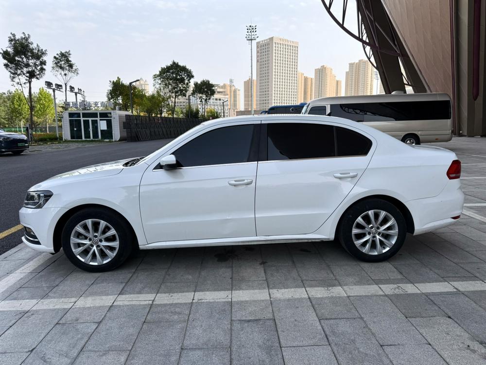 Volkswagen Lavida