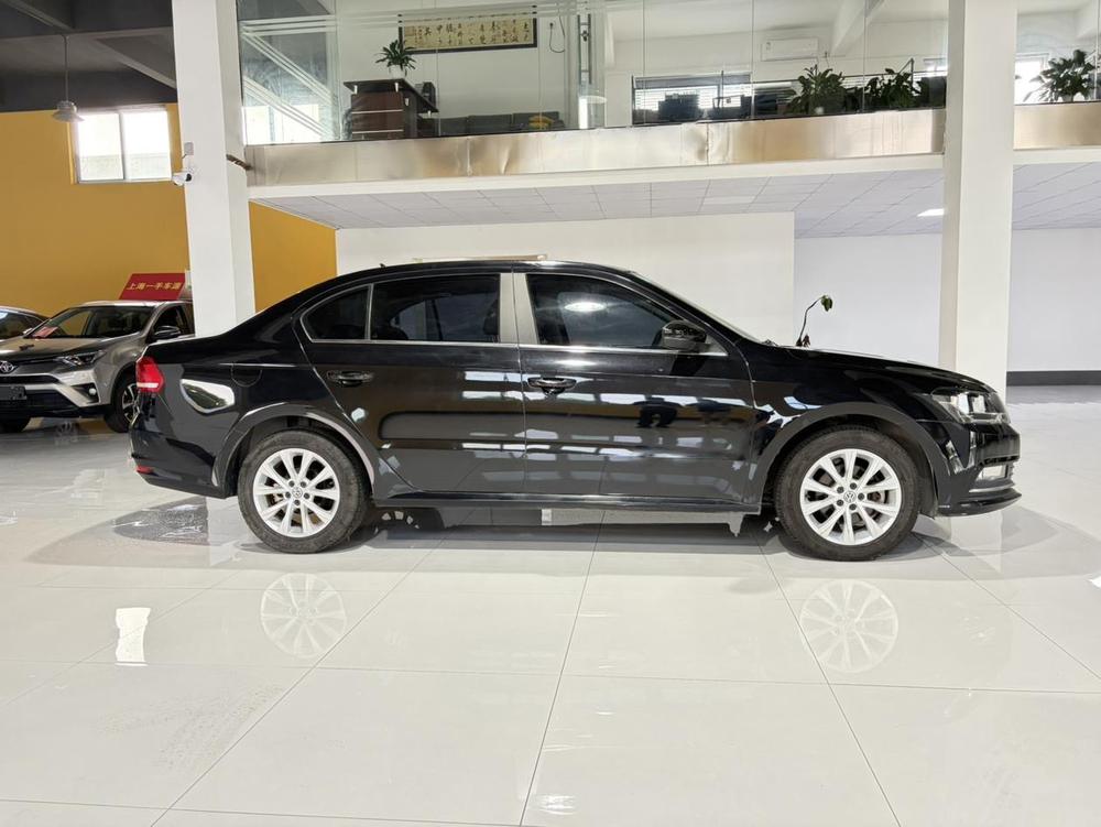 Volkswagen Lavida