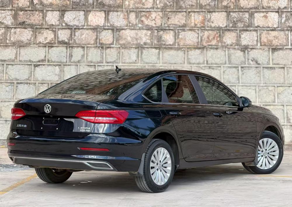 Volkswagen Lavida