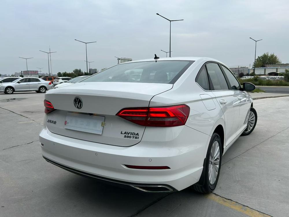 Volkswagen Lavida