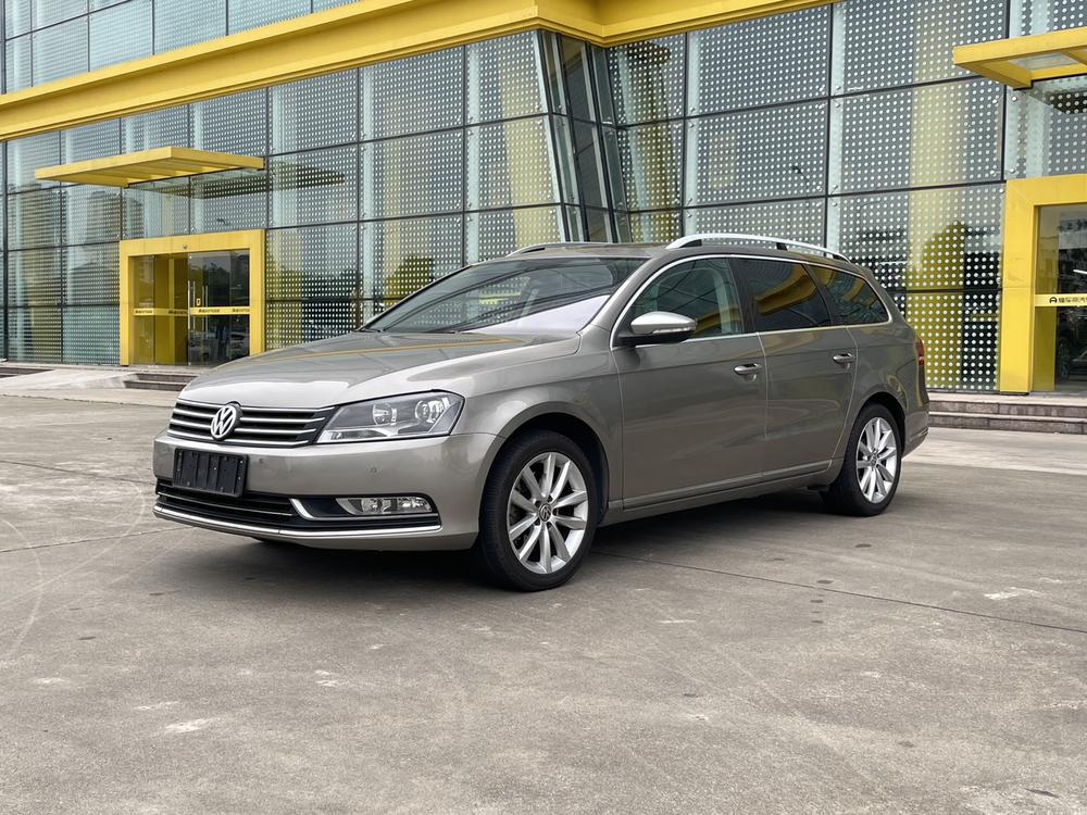 Volkswagen Magotan (Import)