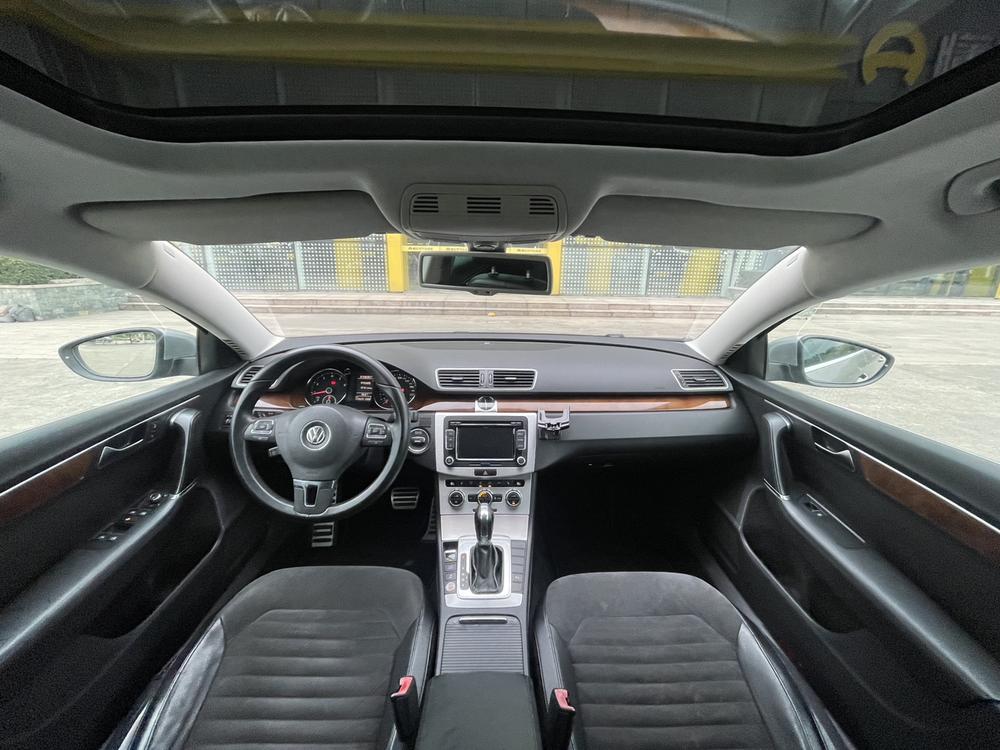 Volkswagen Magotan (Import)