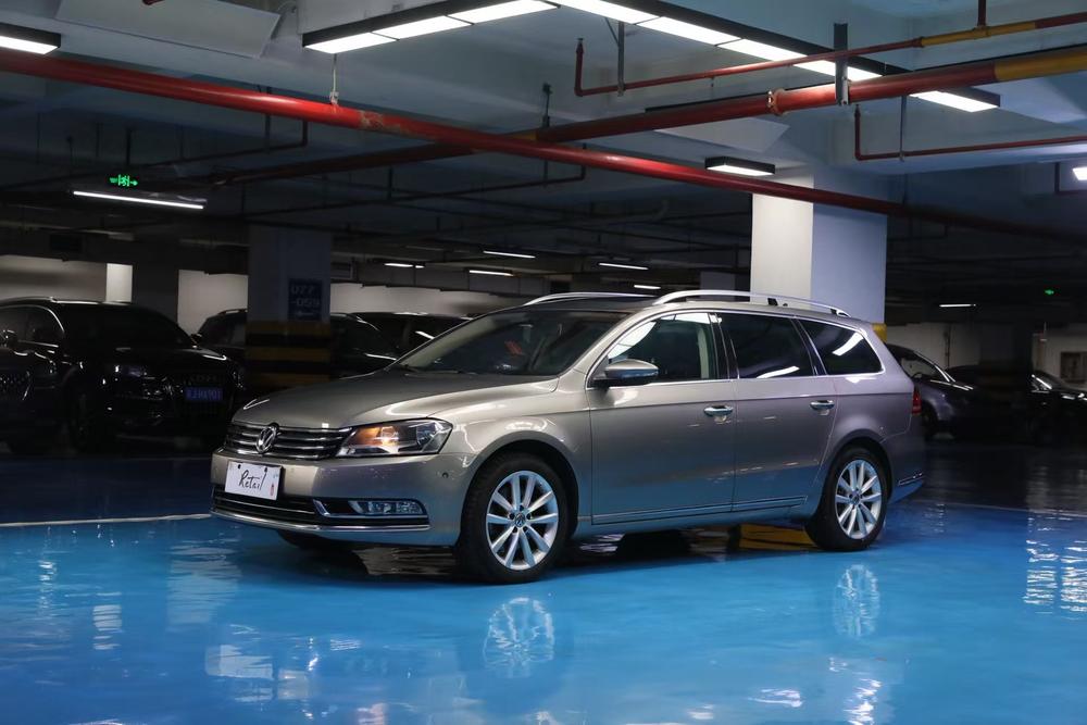 Volkswagen Magotan (Import)