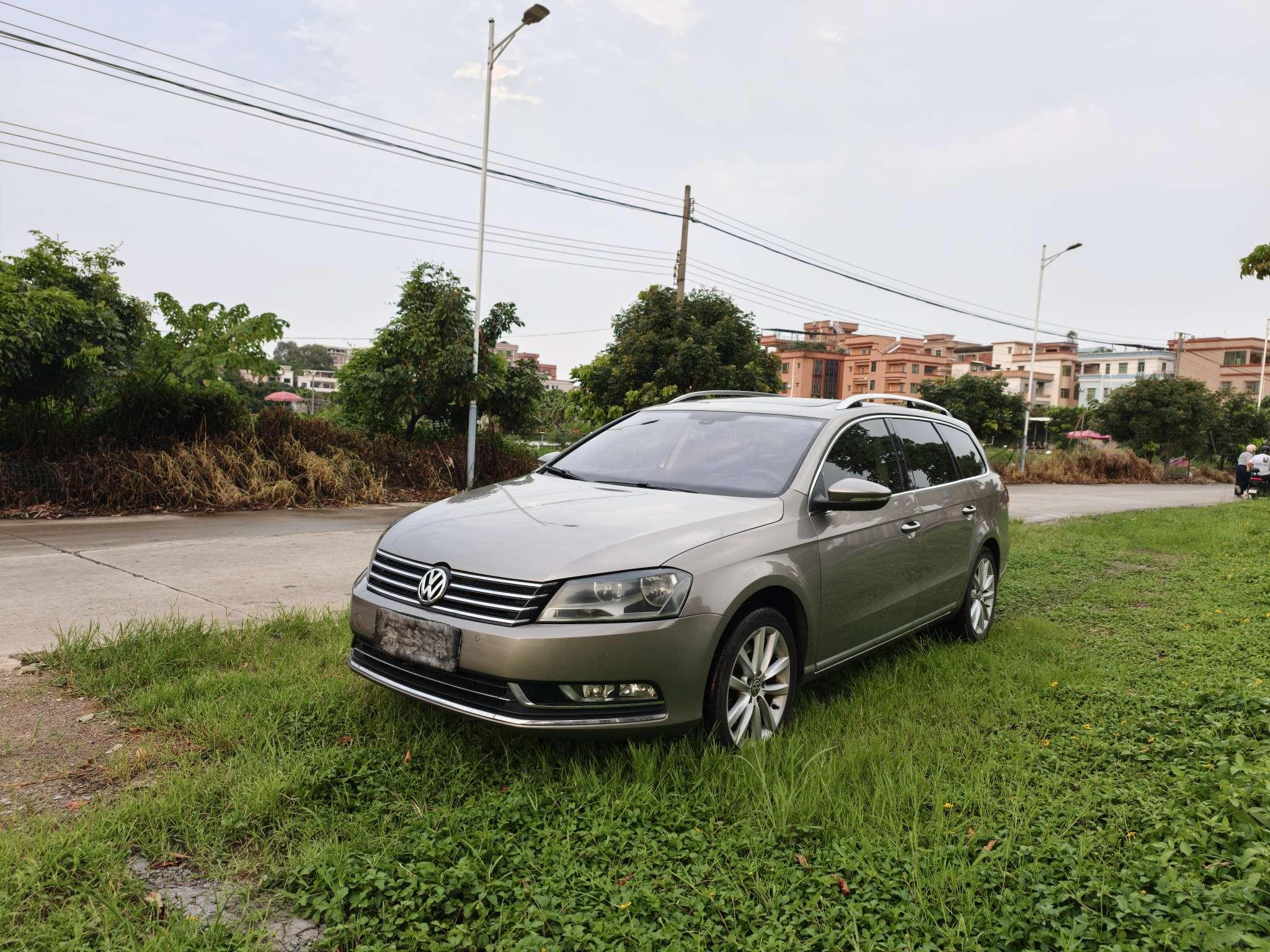 Volkswagen Magotan (Import)