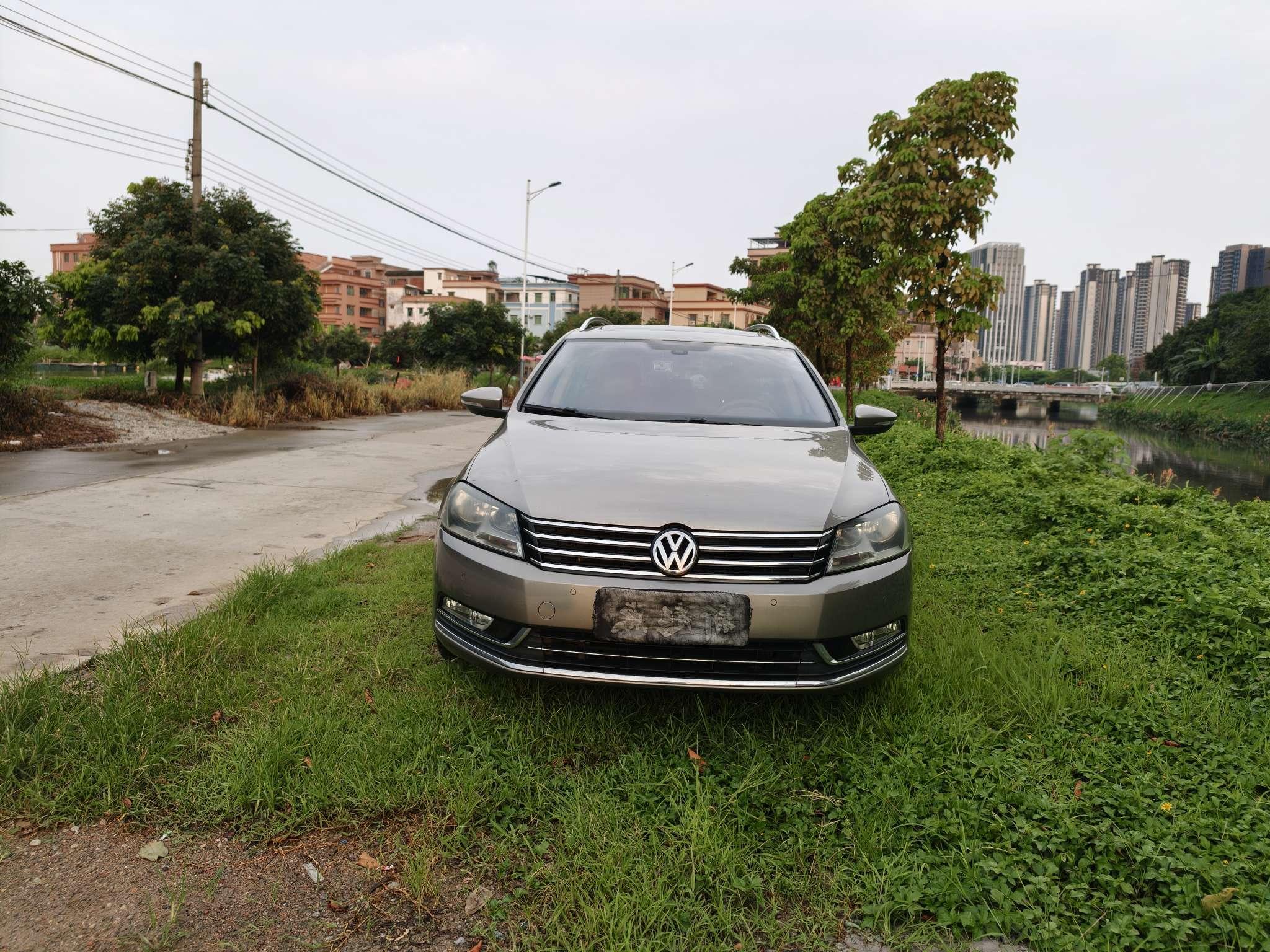 Volkswagen Magotan (Import)