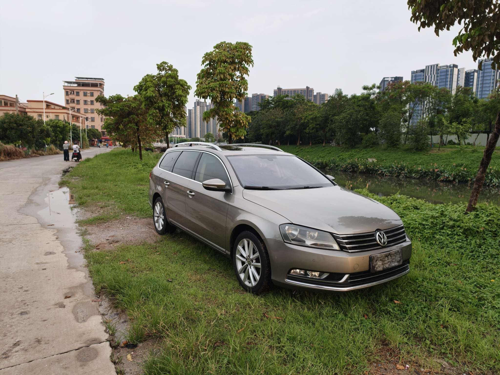 Volkswagen Magotan (Import)