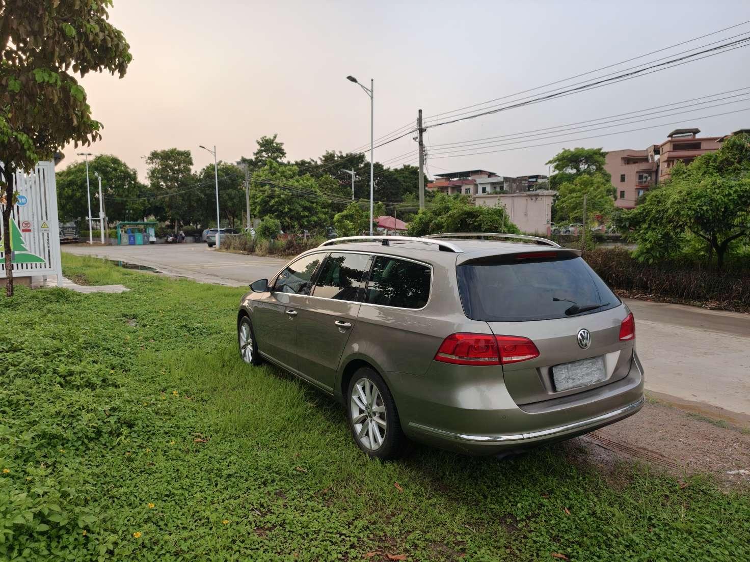 Volkswagen Magotan (Import)
