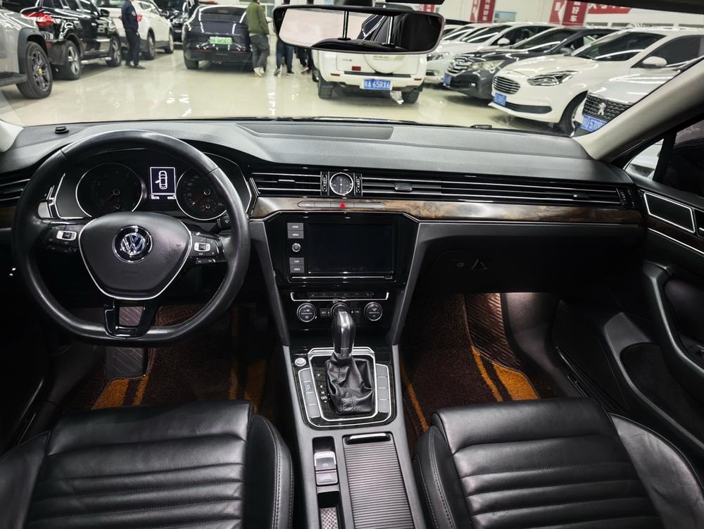 Volkswagen Magotan