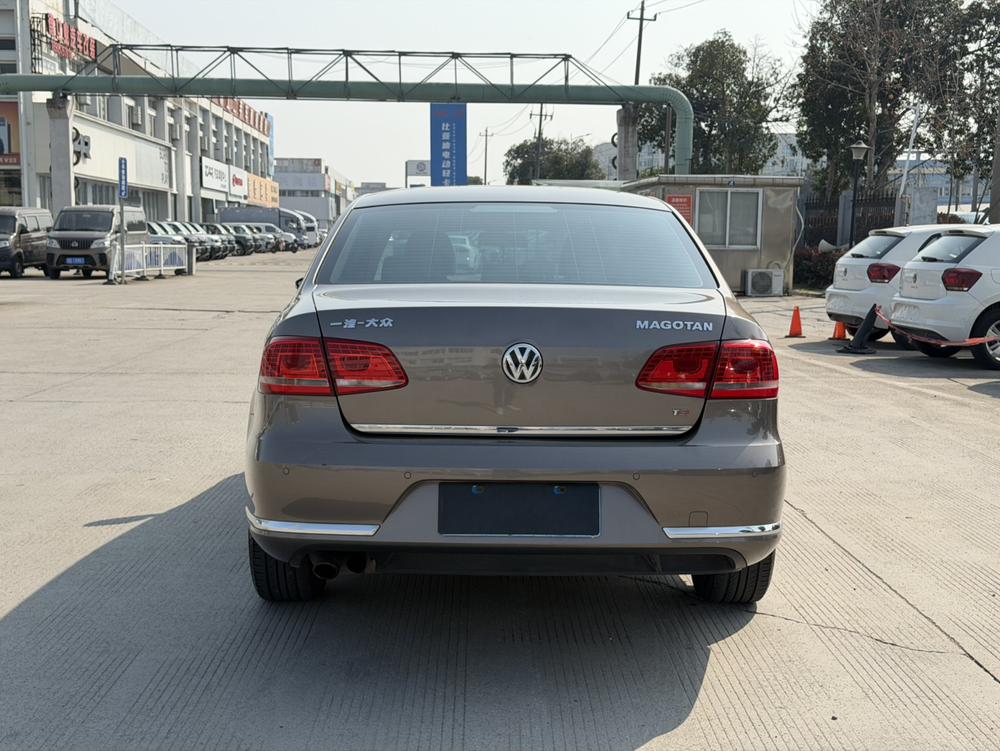 Volkswagen Magotan
