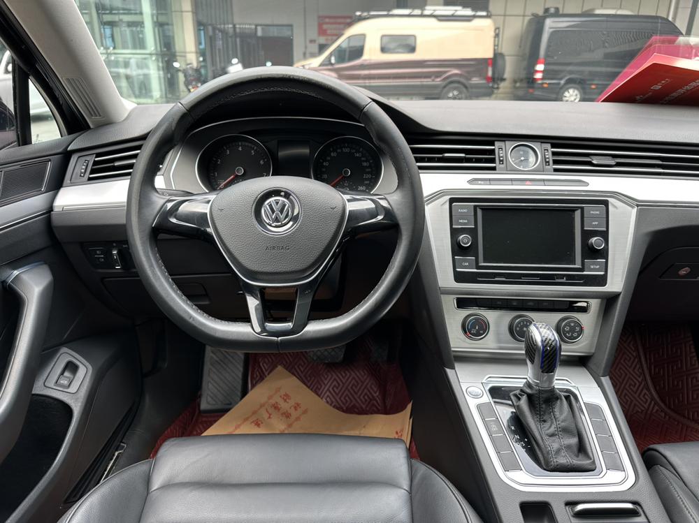 Volkswagen Magotan