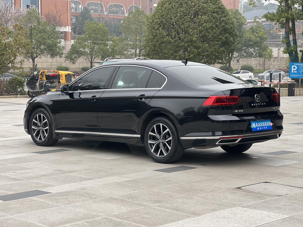 Volkswagen Magotan
