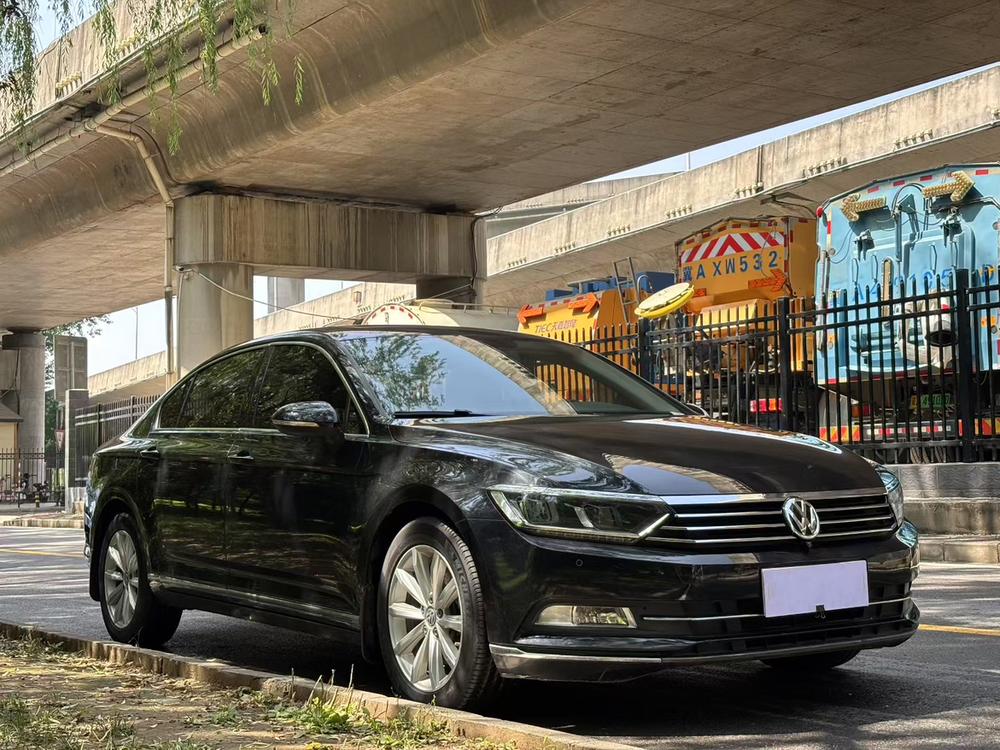 Volkswagen Magotan