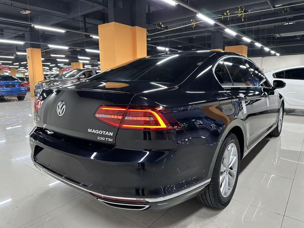 Volkswagen Magotan