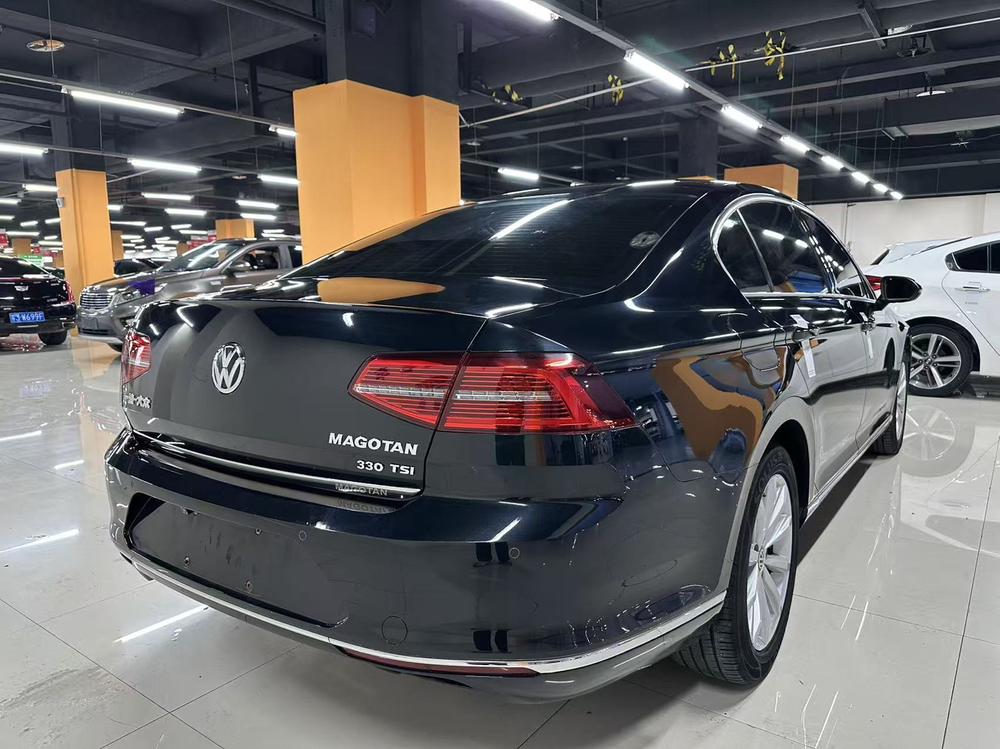 Volkswagen Magotan