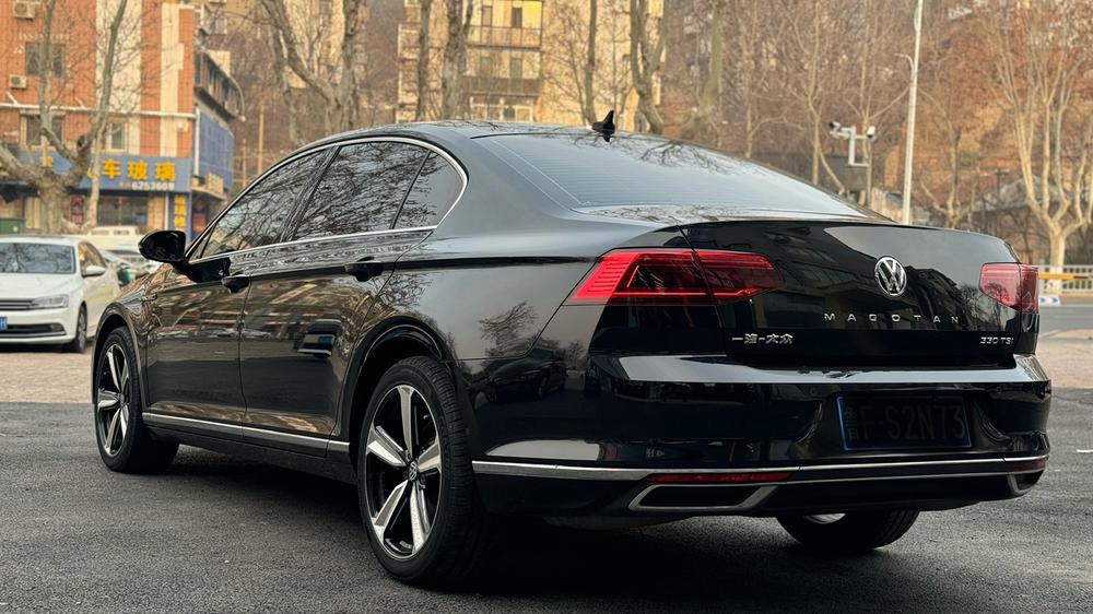 Volkswagen Magotan