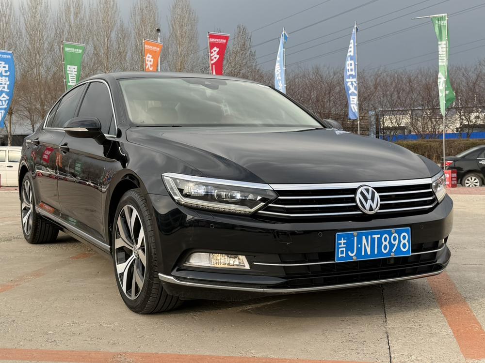 Volkswagen Magotan