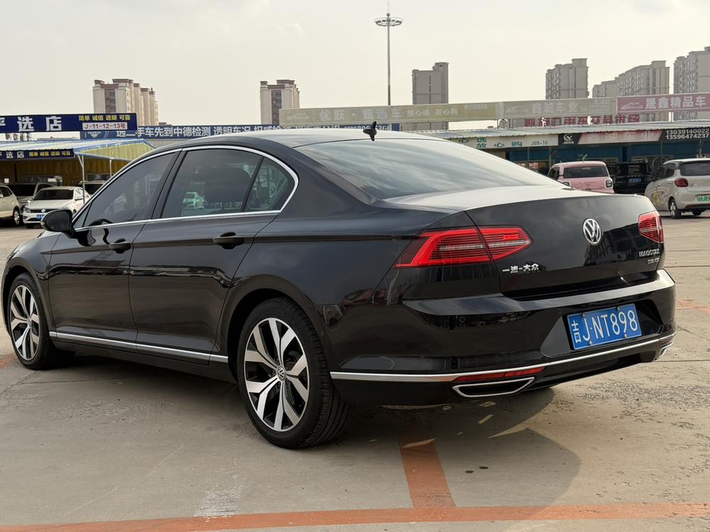 Volkswagen Magotan