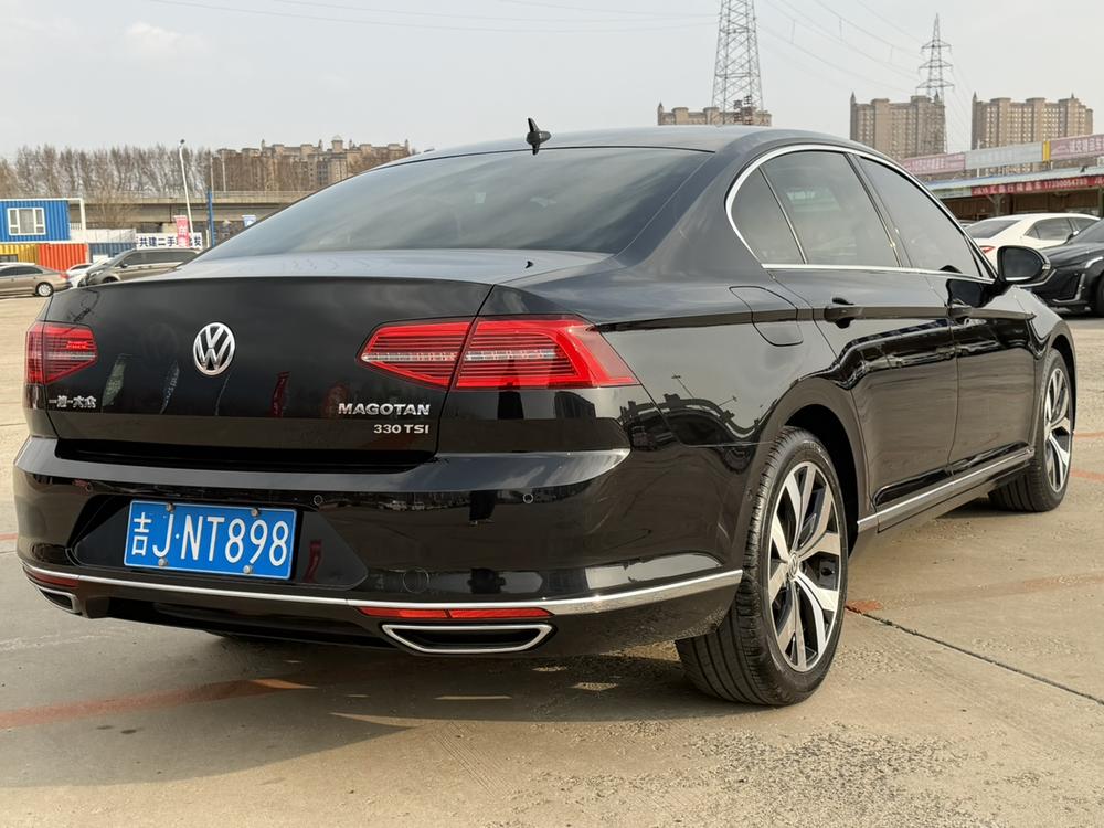 Volkswagen Magotan