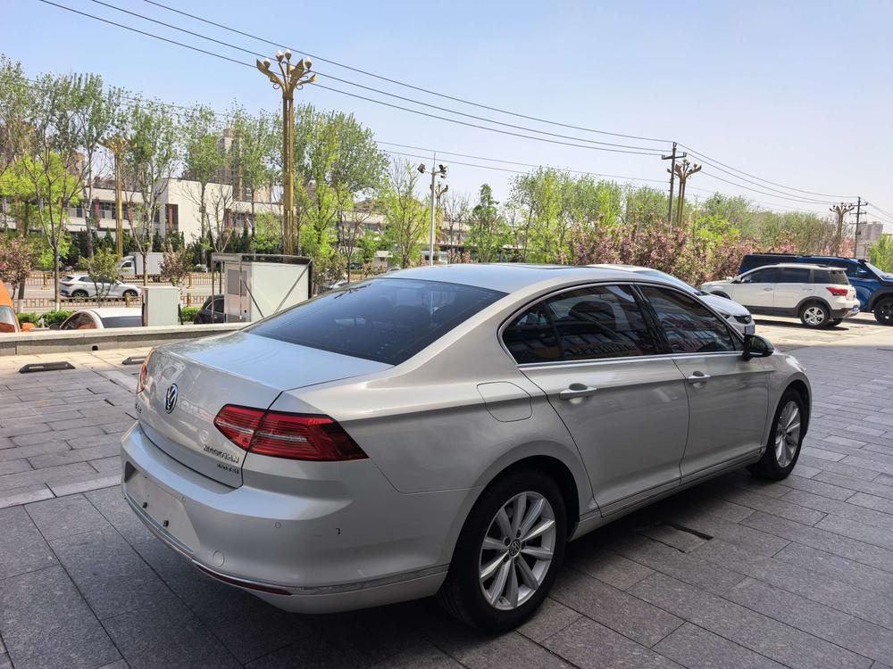 Volkswagen Magotan