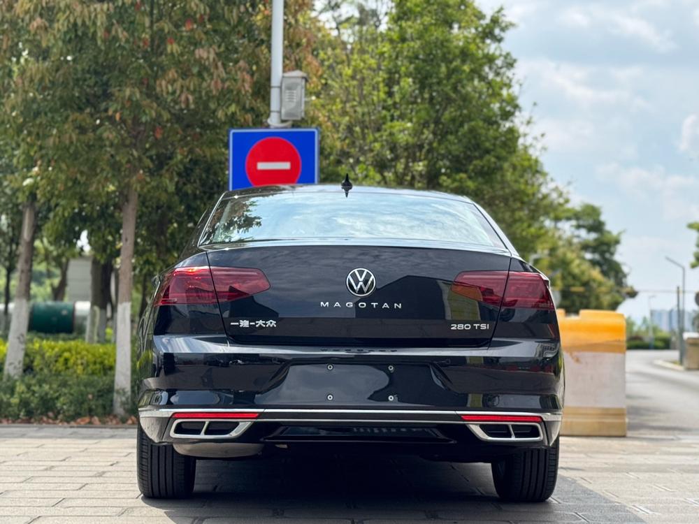 Volkswagen Magotan