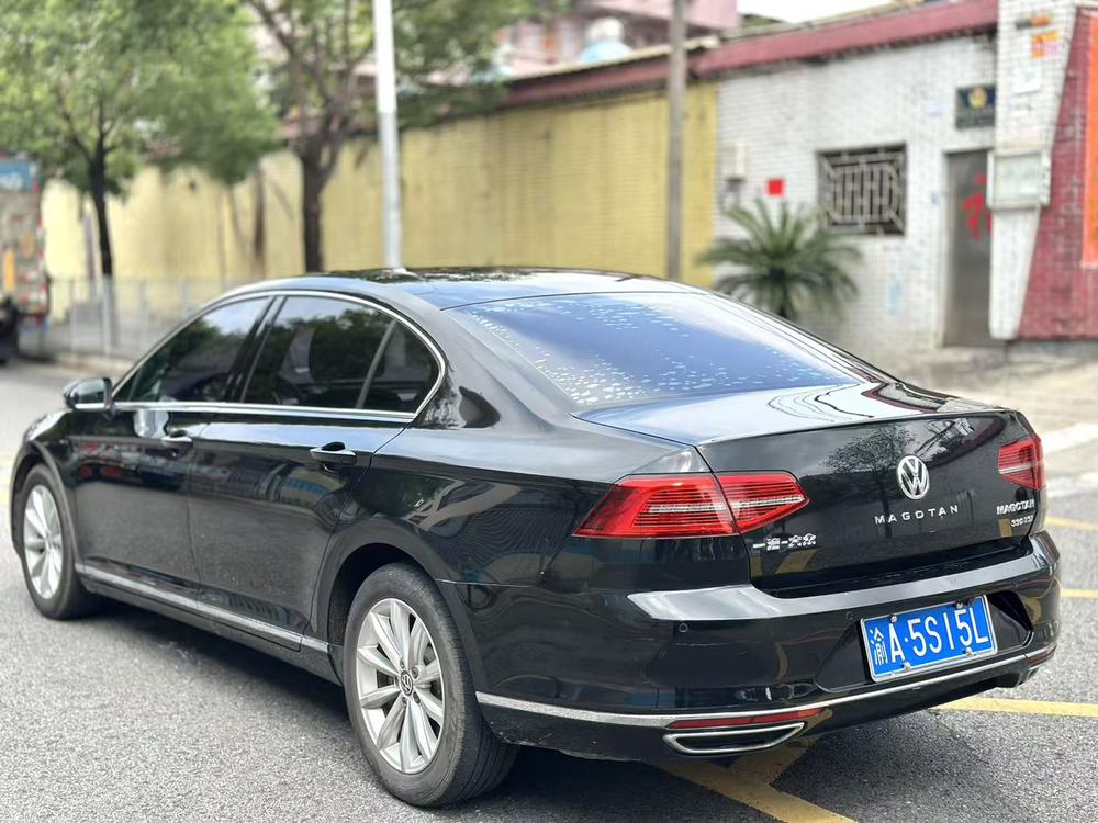 Volkswagen Magotan