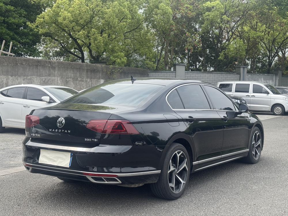 Volkswagen Magotan