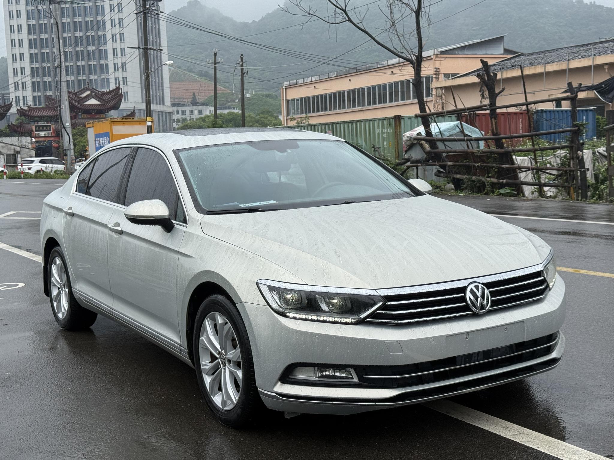 Volkswagen Magotan
