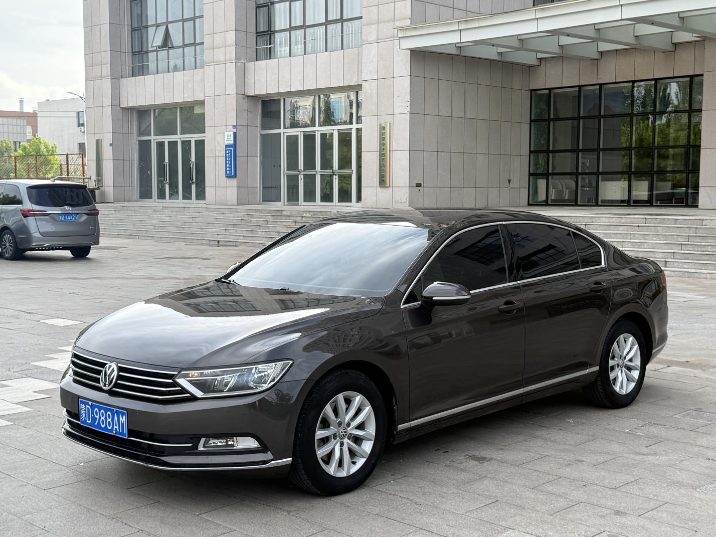 Volkswagen Magotan