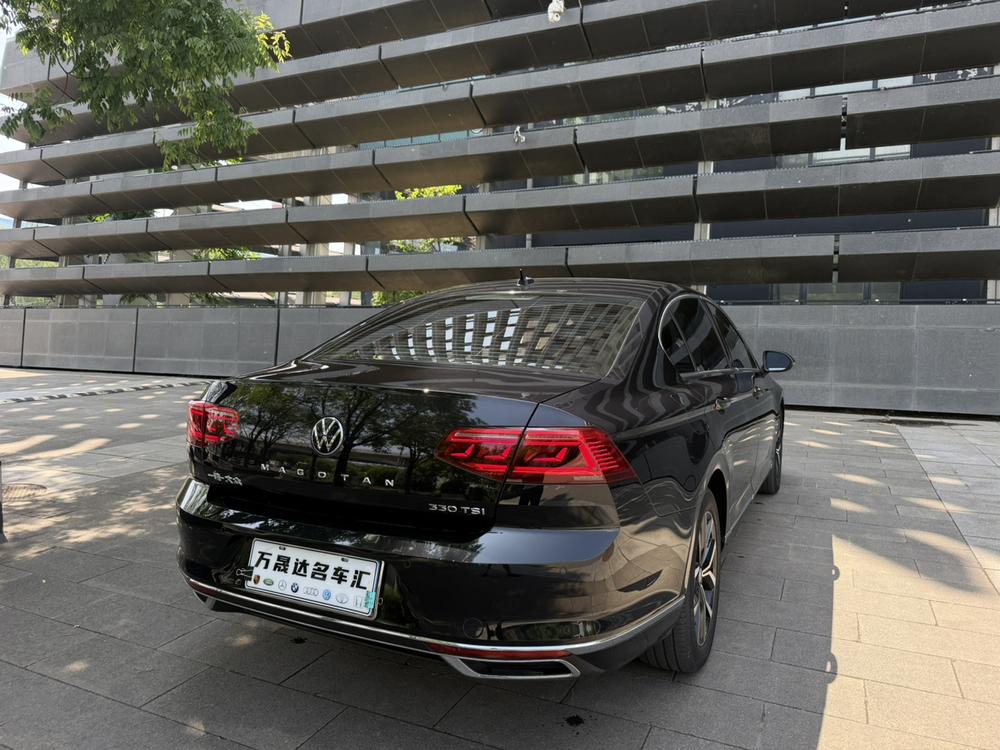 Volkswagen Magotan