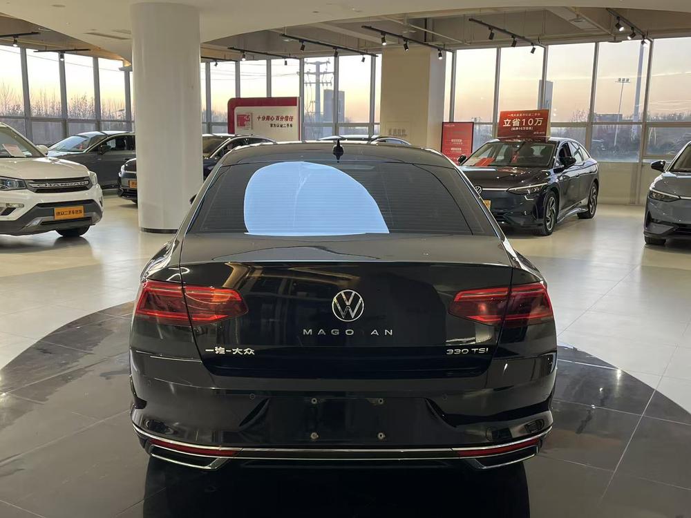 Volkswagen Magotan