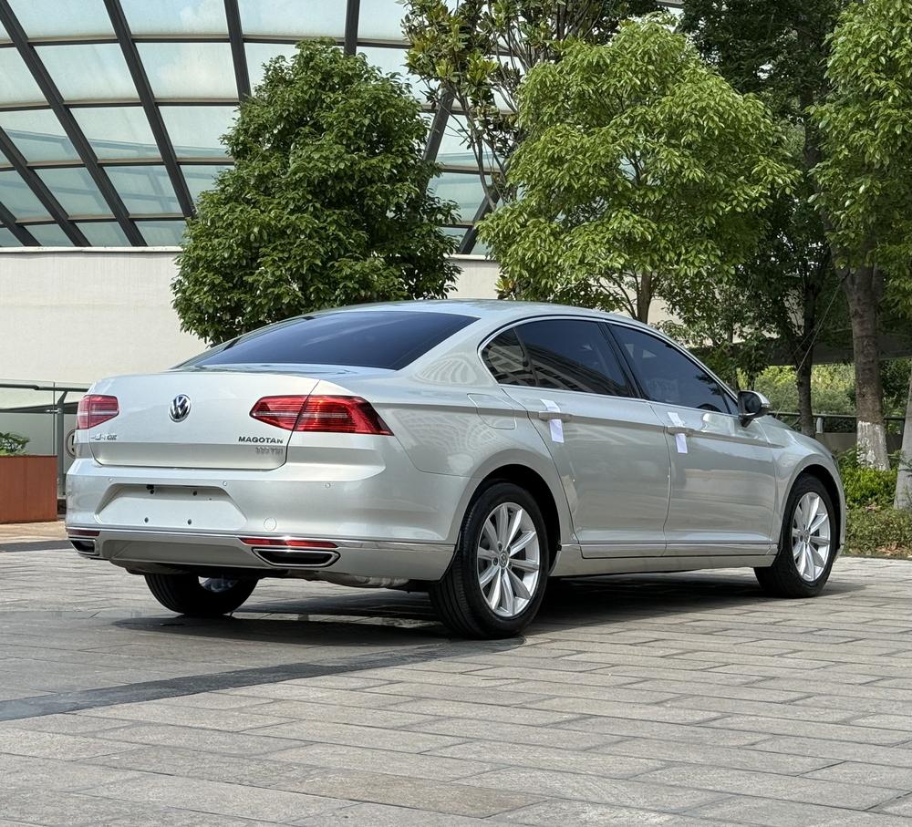 Volkswagen Magotan