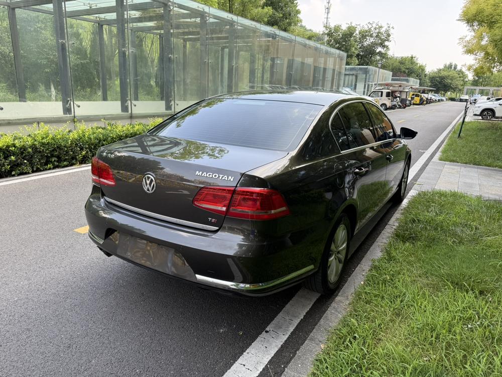 Volkswagen Magotan